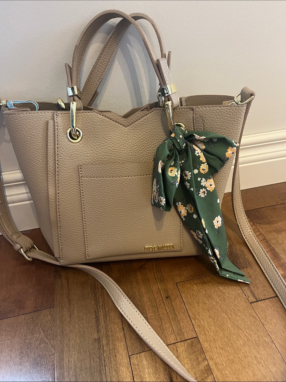 Steve Madden Taupe Pebbled Shoulder Purse Vegan Scarf Accent Everyday Bag